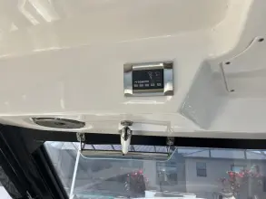 Thumbnail von Boston Whaler 325 Conquest