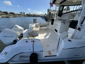 Thumbnail von Boston Whaler 325 Conquest