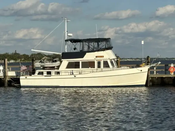 Grand Banks 42 Classic COCONUT