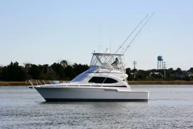 Bertram 390 Convertible Lineage