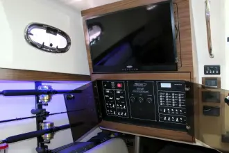 Thumbnail von Boston Whaler 345 Conquest F-Troop