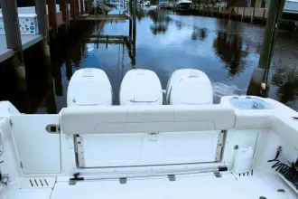 Thumbnail von Boston Whaler 345 Conquest F-Troop