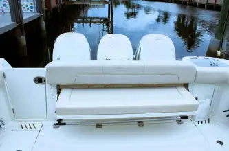 Thumbnail von Boston Whaler 345 Conquest F-Troop