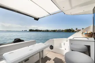 Thumbnail von Cruisers Yachts 45 Cantius