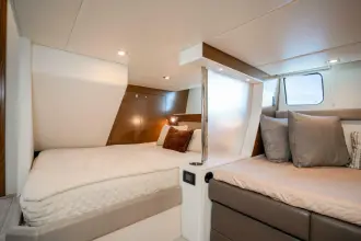 Thumbnail von Cruisers Yachts 45 Cantius CHASSAN