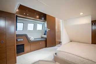 Thumbnail von Cruisers Yachts 45 Cantius CHASSAN
