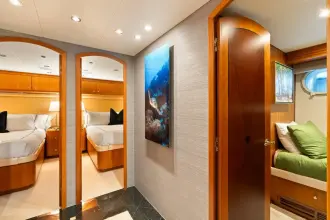 Thumbnail von Hatteras 	100 Motor Yacht  MAGIC