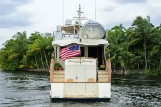 Thumbnail von Hatteras 78 Cockpit Motor Yacht FOREVER YOUNG