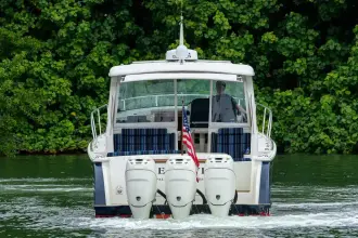 Thumbnail von Hinckley Sport Boat 40X Renie Vee