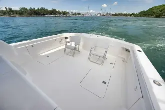 Thumbnail von Ocean Yachts 57 Enclosed Bridge Convertible Positive Attitude