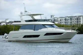 Thumbnail von Prestige 680 Flybridge Prestige Worldwide