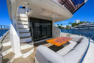 Thumbnail von Princess 64 Flybridge TIGHT SQUEEZE