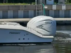 Thumbnail von Pursuit S 378 Sport FIJI KAI