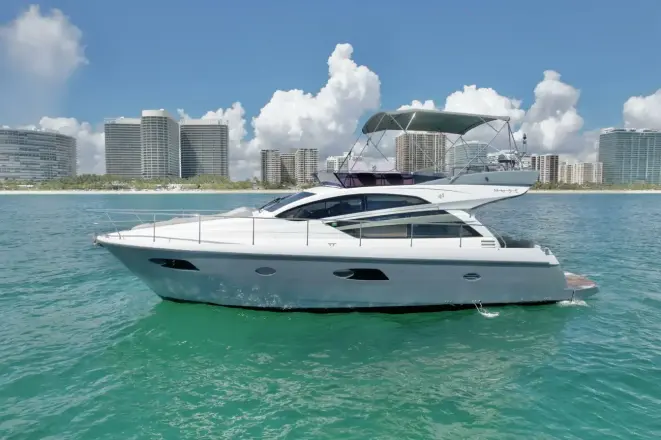 Rodman Muse 44 Lluvet