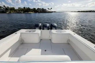 Thumbnail von Sea Hunter 33 Center Console Bloodline