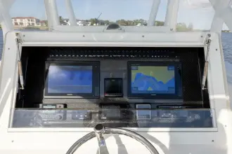 Thumbnail von Sea Hunter 33 Center Console Bloodline