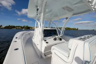 Thumbnail von Sea Hunter 33 Center Console Bloodline
