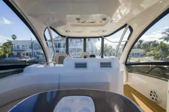 Thumbnail von Sea Ray 520 Sedan Bridge Seas The Day