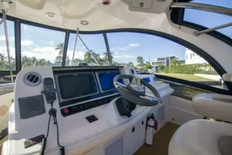 Thumbnail von Sea Ray 520 Sedan Bridge Seas The Day