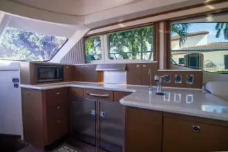 Thumbnail von Sea Ray 520 Sedan Bridge Seas The Day