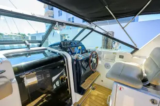 Thumbnail von Tiara Yachts 3100 LE Black Jack
