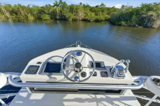 Thumbnail von Tiara Yachts 3100 Open Serenity