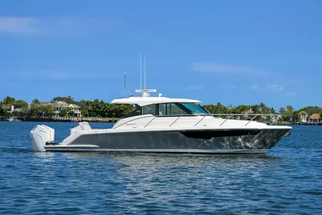 Tiara Yachts 43LE 2022 43 Tiara LE