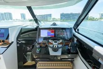Thumbnail von Tiara Yachts 43LE 2022 43 Tiara LE