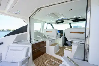 Thumbnail von Tiara Yachts 43LE 2022 43 Tiara LE