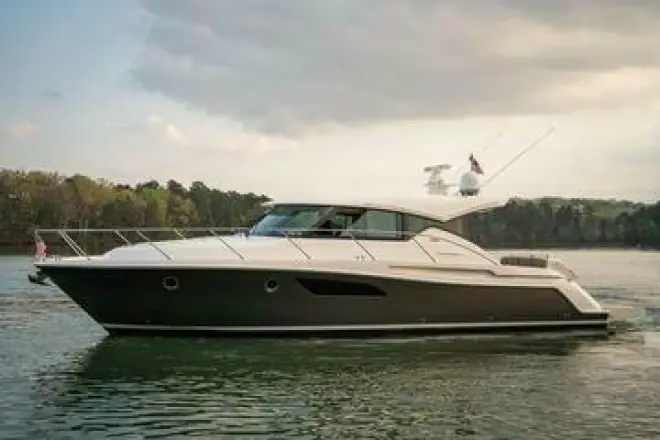Tiara Yachts 44 Coupe NO AGENDA