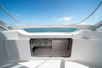 Thumbnail von Viking 52 Convertible WHITE PEARL