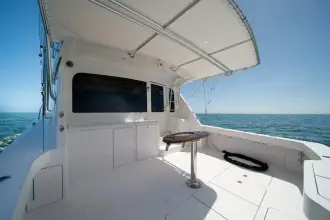 Thumbnail von Viking 52 Convertible WHITE PEARL
