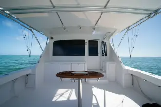 Thumbnail von Viking 52 Convertible WHITE PEARL
