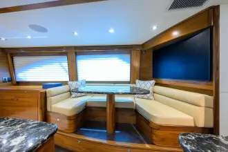Thumbnail von Viking 64 Convertible HMY Trade