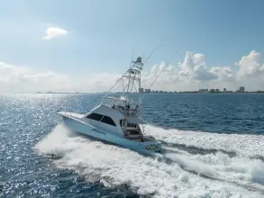 Thumbnail von Viking 68 Convertible RUNNING OVER