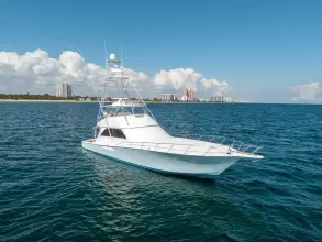 Thumbnail von Viking 68 Convertible RUNNING OVER
