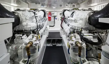 Thumbnail von Viking 68 Enclosed Bridge 2026 Viking 68EB