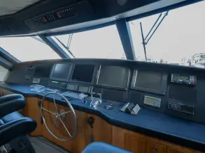 Thumbnail von Viking 74 Enclosed Bridge STREAM RUNNER