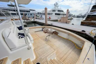 Thumbnail von Viking 92 Enclosed Bridge SPECULATOR
