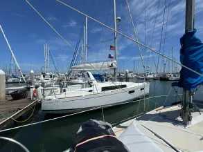 Beneteau Oceanis 35.1