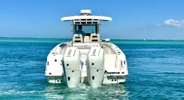 Thumbnail von Boston Whaler 330 Outrage