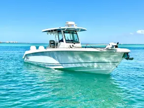 Thumbnail von Boston Whaler 330 Outrage