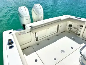 Thumbnail von Boston Whaler 330 Outrage