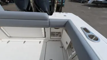 Thumbnail von Boston Whaler 250 Outrage