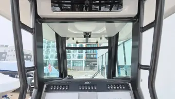 Thumbnail von Boston Whaler 250 Outrage