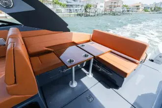 Thumbnail von Cruisers Yachts 34 GLS OB