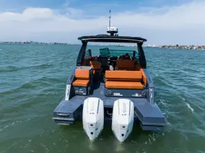 Thumbnail von Cruisers Yachts 34 GLS OB
