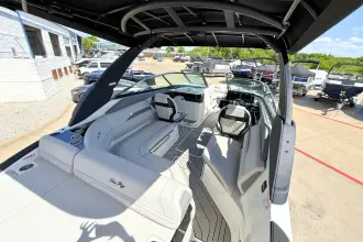 Thumbnail von Sea Ray SLX 260