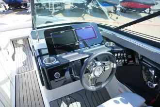 Thumbnail von Sea Ray SLX 260