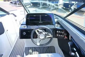 Thumbnail von Sea Ray SLX 260